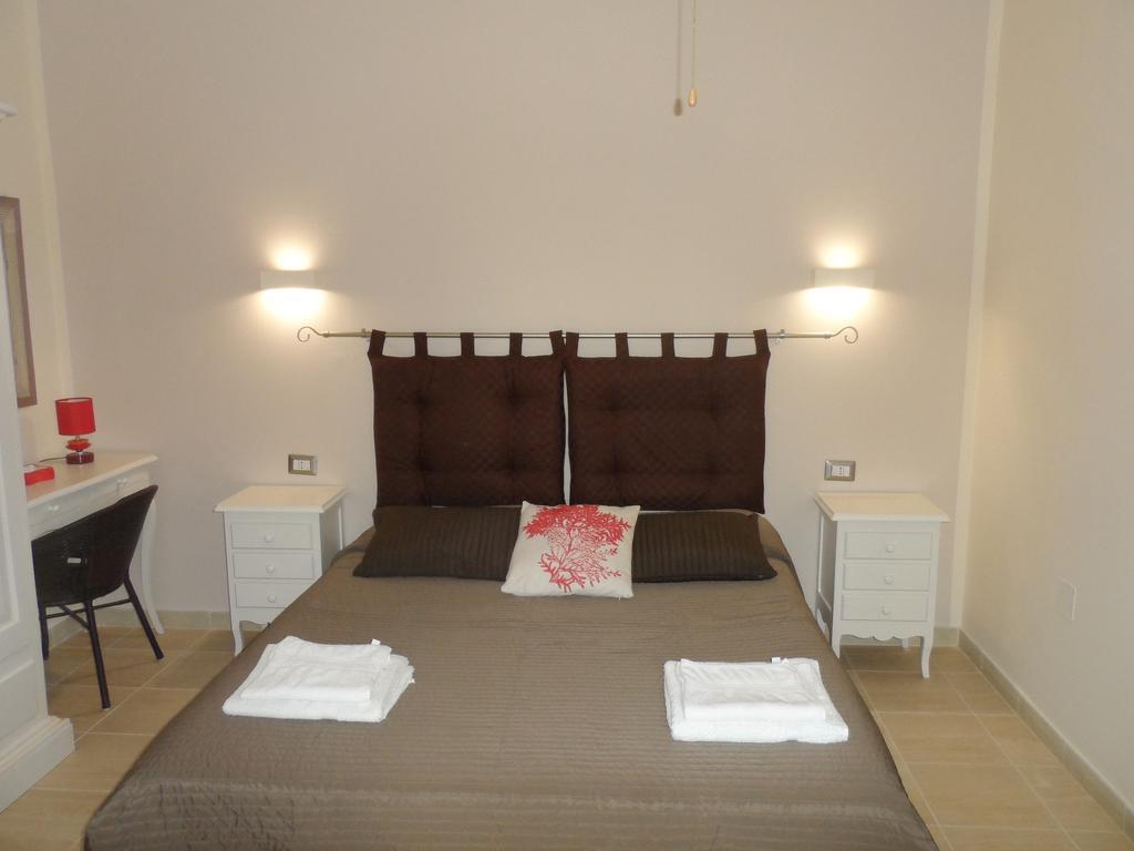 B&B Santa Venardia กัลลีโปลี ภายนอก รูปภาพ